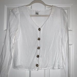 White long sleeve button blouse